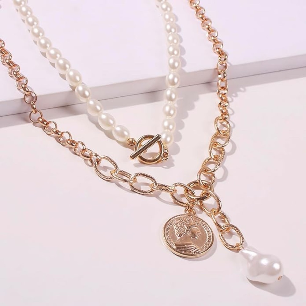 Pearl Layered Choker Necklace Gold and Pearl Necklace Set - Picture 3 of 3